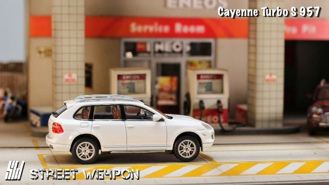 新品 SW Street Weapon 1/64 カイエン Cayenne Turbo S 957 White