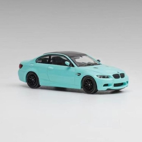送料無料 1/18 BMW・3シリーズ 335i 高級セダン 白 ホワイト