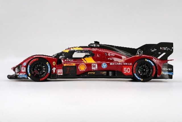 新品 CS18006 BBR 1/18 フェラーリ 499P WEC カタール 1812km 2025