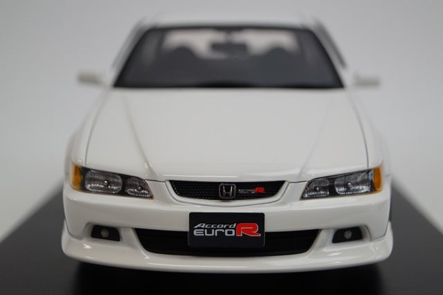 送料無料☆ 1:18 Honda Accord white 1:18 Honda Accord Model Car