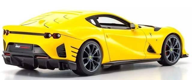 予約 18-16019Y ブラーゴ 1/18 フェラーリ 812 コンペティツィオーネ