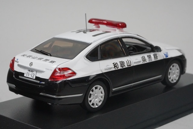 女王の乗り物 RAI'S (レイズ) 1/43 日産 クルー 1995 神奈川県警察交通部交通