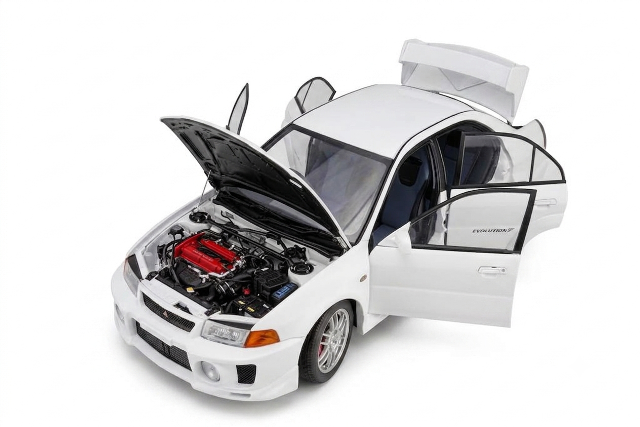 ͽ�� M84101 �⡼�����إ�å��� 1/18 ��ɩ Lancer Evolution V GSR Scotia White