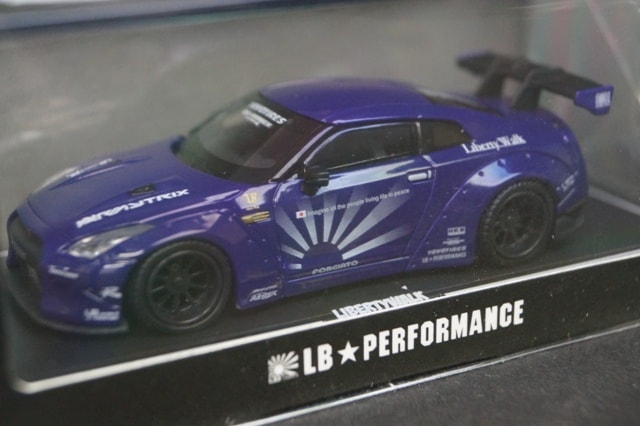 新品 LB640017 LB☆PERFORMANCE 1/64 LIBERTY WALK LB-WORKS R35 GT-R