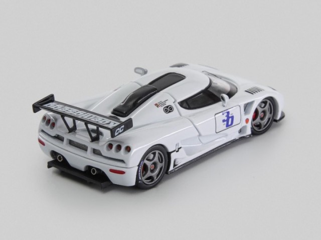 オートボッツモデルズ 1:64 ケーニグセグ CCGT エンジンフード開閉 新品 Autobots model 1/64 ケーニグセグ Koenigsegg CCGT Orange