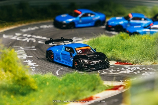 新品 T64-043-10TH Tarmac Works 1/64 アウディ Audi R8 LMS GT3 evo