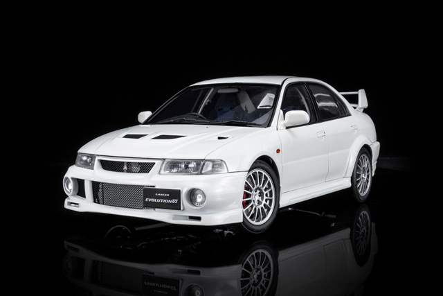 ͽ�� M84201 �⡼�����إ�å��� 1/18 ��ɩ Lancer Evolution VI GSR Scotia White