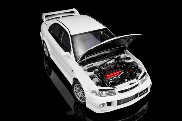 ͽ�� M84201 �⡼�����إ�å��� 1/18 ��ɩ Lancer Evolution VI GSR Scotia White