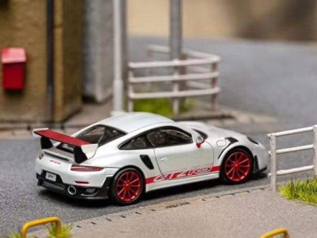 予約 HKM 1/64 ポルシェ Porsche 911 (991) GT2 RS Red white cover