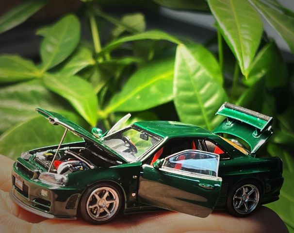 1/64 PGM Nissan 日産 GTR R34 Z Tune 緑　全開閉 PGM Nissan GTR R34 Z-TUNE Diecast Model - British Green 1:64