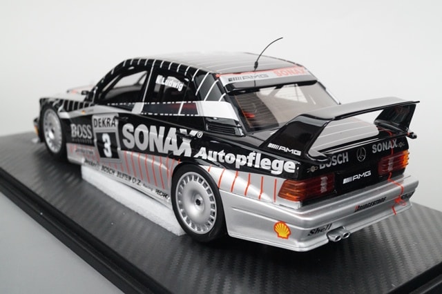 新品18C06-01 onemodel 1/18 メルセデス ベンツ 190E EVO 2 KONG