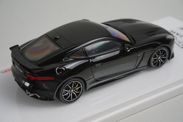 1/43 TSMモデル TSM430147 ジャガー F-TYPE アルティメイトブラック