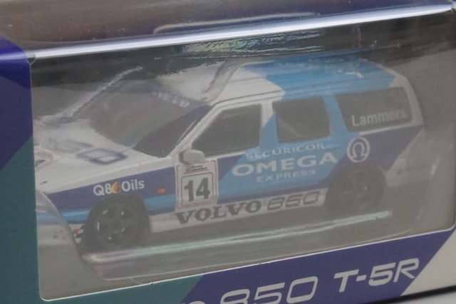 VOLVO ボルボミニカー 初期型 1/76 Volvo 245 Estate ボルボ エステート 水色 梱包サイズ60