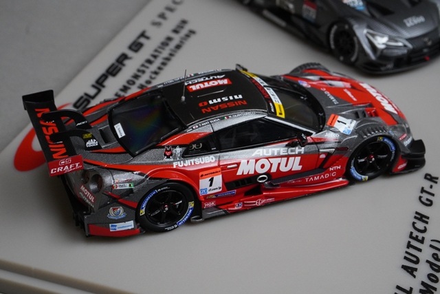 EBBRO エブロ 45505 1/43 SUPER GT 2017 SPECIAL DEMONSTRATION RUN at Hockenheimring MOTUL AUTECH GT-R/LEXUS LC500 TEST CAR ミニカー EBBRO エブロ 1⁄43 SUPER GT Special Demonstration Run モチュール