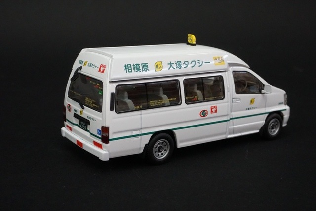 1/43 トミカリミテッドヴィンテージNEO 日産 エルグランド 個人
