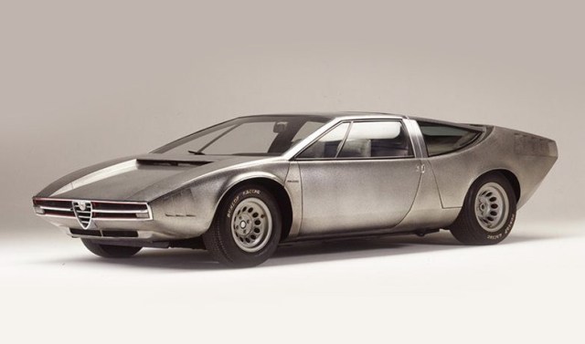 アルファロメオ　33 イグアナ　IGUANA ポリトーイ　フィアット Alfa Romeo Iguana - Wikipedia