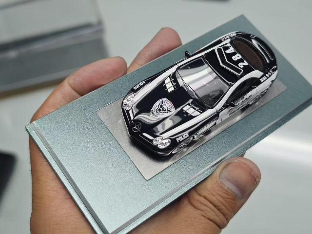 ボーダフォン マクラーレン メルセデス バトン直筆サイン入 レプリカポロSサイズ ミニチャンプス 1/43 ボーダフォン マクラーレン メルセデス ショー