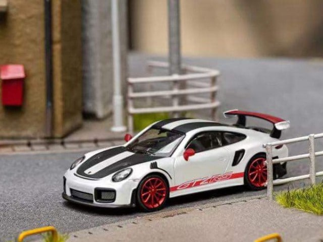 予約 HKM 1/64 ポルシェ Porsche 911 (991) GT2 RS Red carbon cover