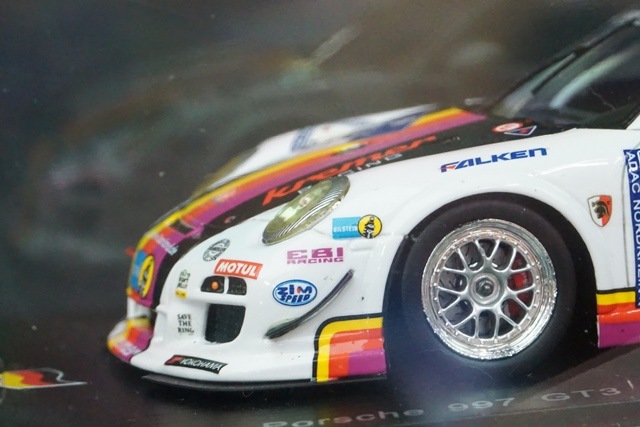 1/43 スパーク SG093 ポルシェ 997 GT3 ニュルブルクリンク 24h 2013