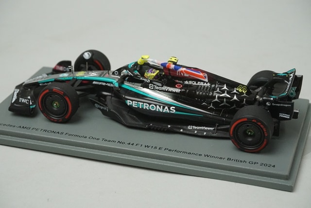 1/43 スパーク S9533 メルセデスAMG ペトロナス F1チーム W15E