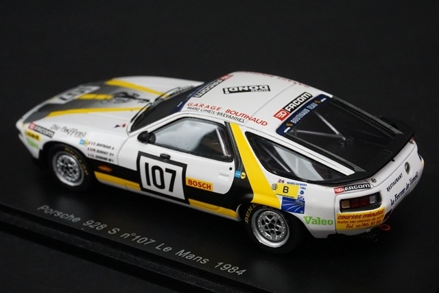 1/18 ポルシェ928S 1/18 ポルシェ 928（ブルー）【77901】 | オートアート | GW