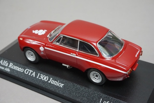 1/43 ミニチャンプス 400120600 アルファロメオ GTA 1300 ジュニア