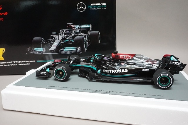 1/18 スパーク 18S576 メルセデス AMG W12 E Performance バーレーンGP