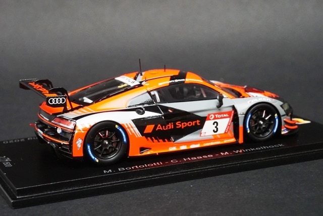 1/43 スパーク SG681 アウディ R8 LMS GT3 Audi Sport Team 2nd 24H