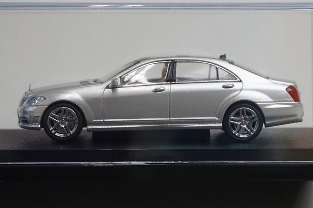 ミッションモデル　ベンツ　Mercedes-Benz S600 シルバー Amazon | △ Mission Mooel 1/18 メルセデスベンツ BENZ S600