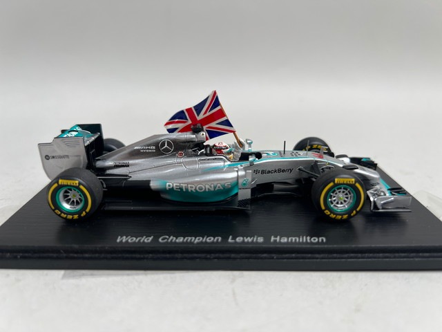 1/43 ���ѡ��� S3142 ��륻�ǥ� F1 W05 ���֥��� Abu Dhabi GP ���ɥ����ԥ��� ͥ�� 2014 L. �ϥߥ�ȥ� #44