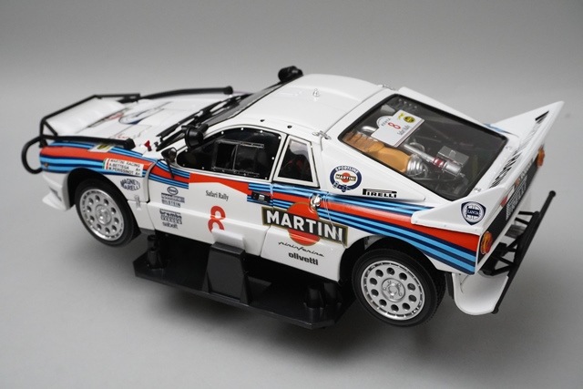 1/18 ���� 08306J ������ ��꡼ 037 ���ե��� 1985 #8 �ޥ�ƥ�����