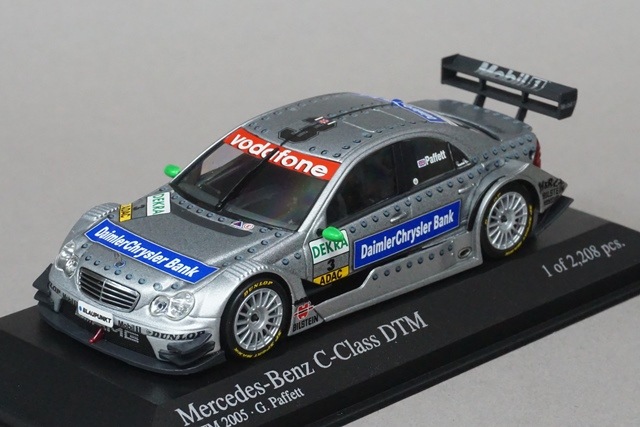 1/43 ミニチャンプス 400053503 メルセデスベンツ Cクラス DTM 2005 #3