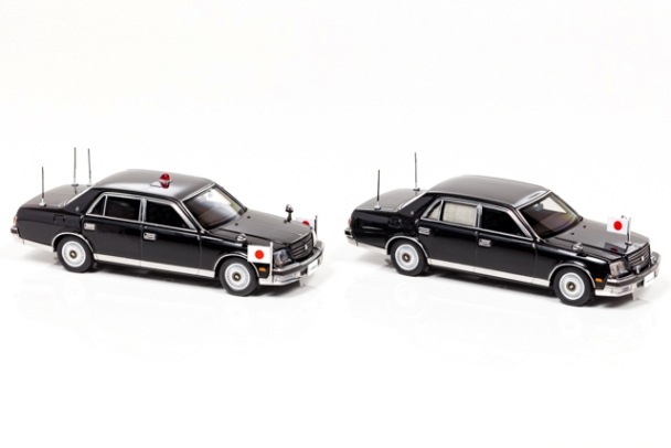 予約H743SE01 レイズ1/43 トヨタ センチュリー (GZG50) 国旗掲揚仕様