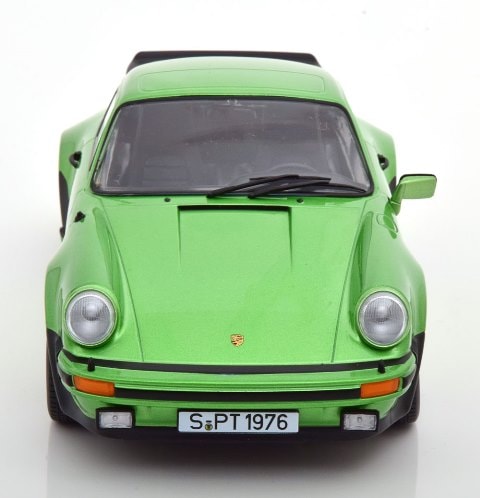 新品 KKDC180573 KK scale 1/18 ポルシェ 911 (930) 3.0 Turbo, 1976