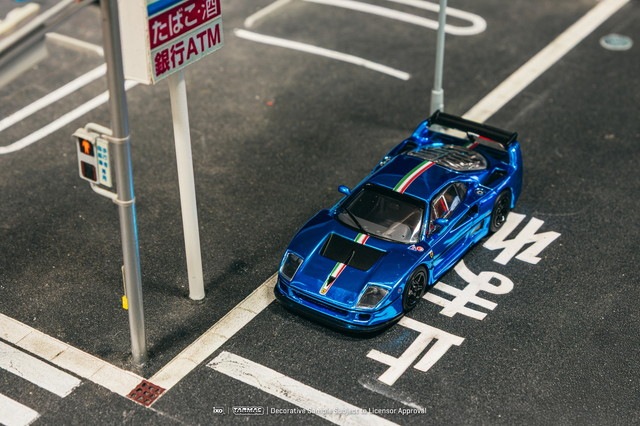 予約 T64-075-BC Tarmac Works 1/64 フェラーリ Ferrari F40 LM Chrome