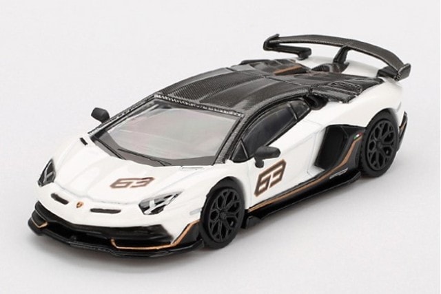 新品 MGT00842-L TSM MINI-GT 1/64 ランボルギーニ アヴェンタドール