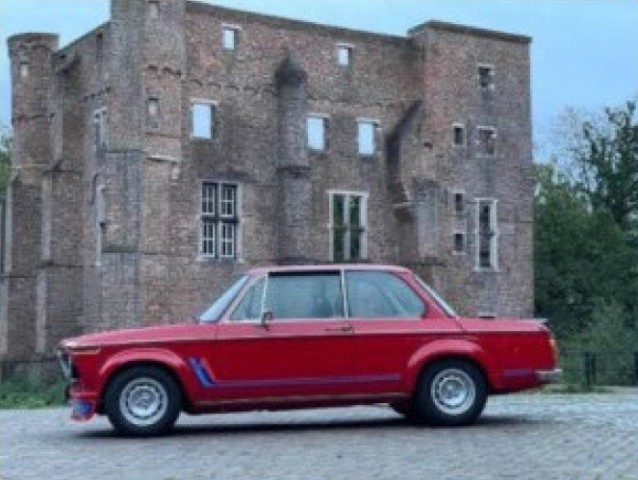 予約 18S2002 スパーク 1/18 BMW 2002 Verona Red chassis no. 4291334