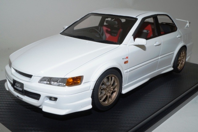 ホンダ / HONDA アコード 1/18 ミニカー ホワイト H204 Amazon.co.jp: ミニカー スケールモデルカー 1:18 スケール