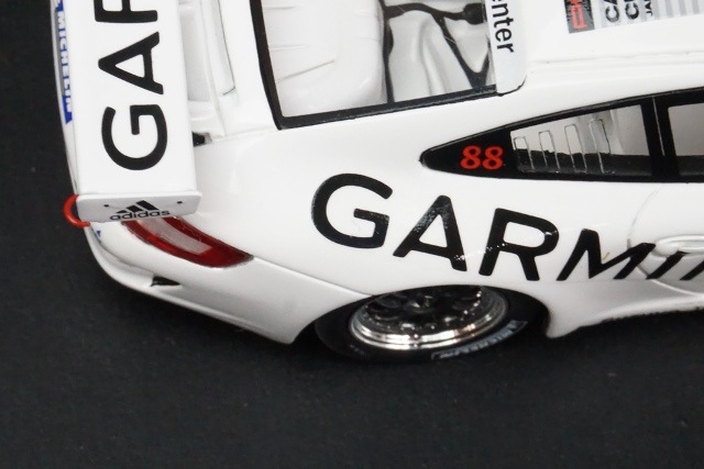 1/43 スパーク SAM031 ディーラー特注 ポルシェ 911 gt3 cup # 88