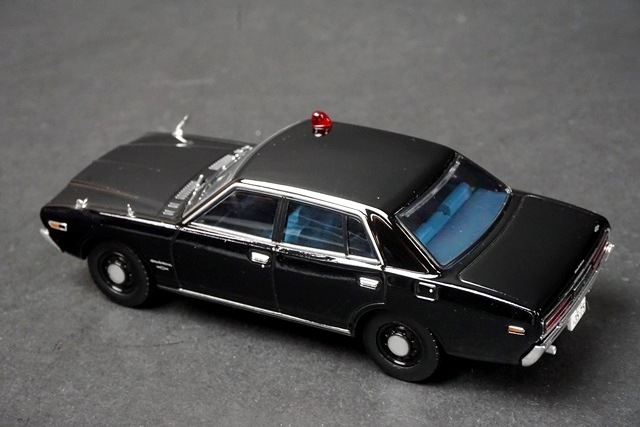 1/43 トミカリミテッドヴィンテージNEO 日産 グロリア 覆面パトロール