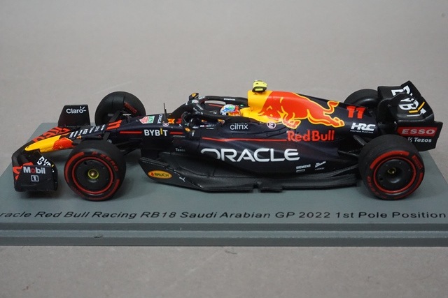 1/43 スパーク S8525 オラクル レッドブルレーシング RB18
