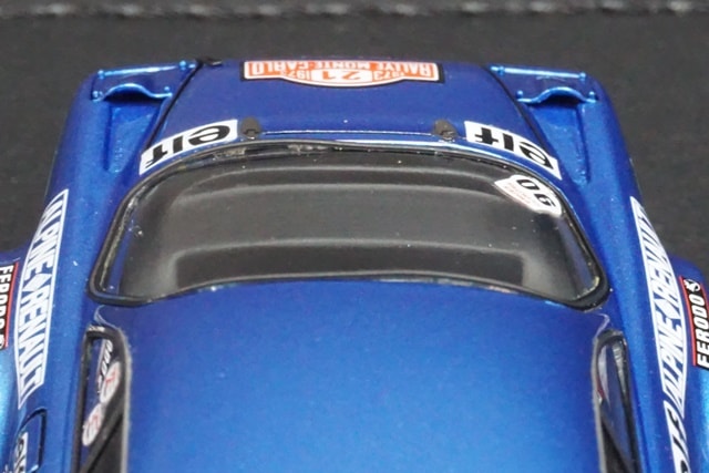 1/43 ヘッドライナー HL0802 アルピーヌ ルノー A110 1800