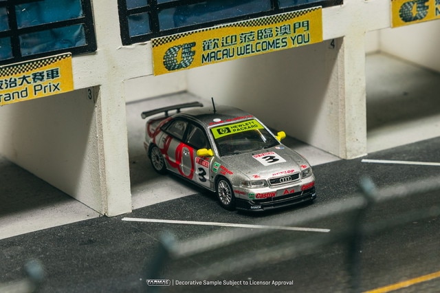 新品 T64-077-96MGP03 Tarmac Works 1/64 アウディ Audi A4 Quattro