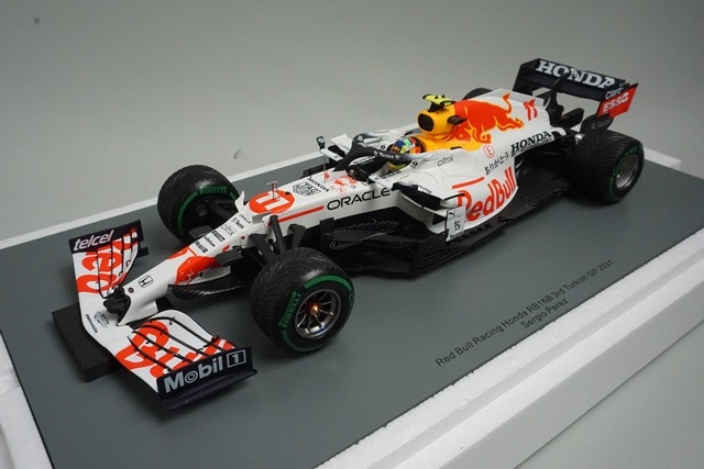 1/18 スパーク 18S606 ホンダ レッドブルレーシング RB16B