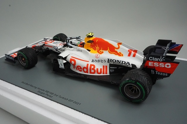 レッドブル RB16B 2021 トルコGP spark 1/18 ケース付き Amazon | ☆ スパーク 1/18 レッドブルレーシング ホンダ RB16B