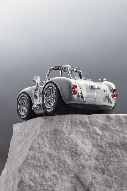 シェルビーコブラ427 S/C 1/64 京商 1/18 シェルビー コブラ 427 S/C クローム