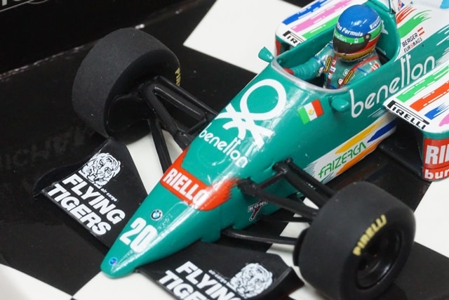ミニチャンプスF1 ベネトンB196 代理店バージョン　8種コンプリート ミニチャンプスF1 ベネトンB196 代理店バージョン 8種