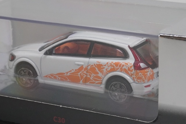 新品 LL-017-115 DCT 1/64 ボルボ Volvo C30 White (orange
