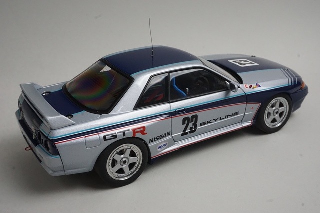 1/18 オートアート KWAM110023 日産 スカイライン R32 Gr.A レーシング