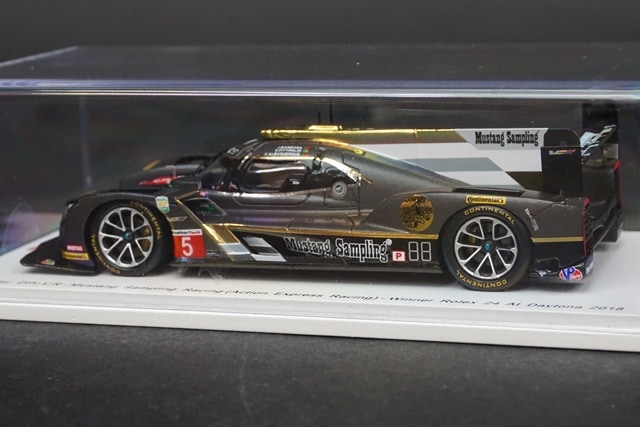1/43 スパーク 43DA18 キャデラック DPi-V.R マスタング サンプリング